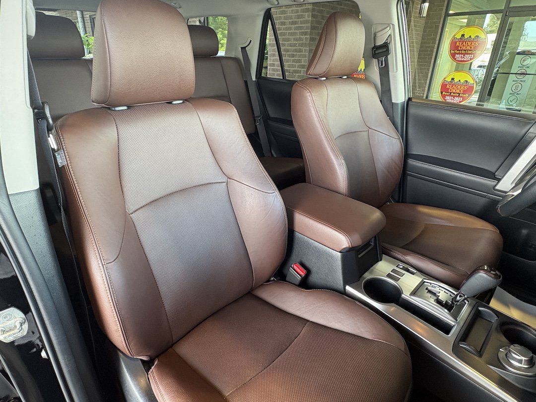 Used 2023 Toyota 4Runner Limited AWD/4WD image 32