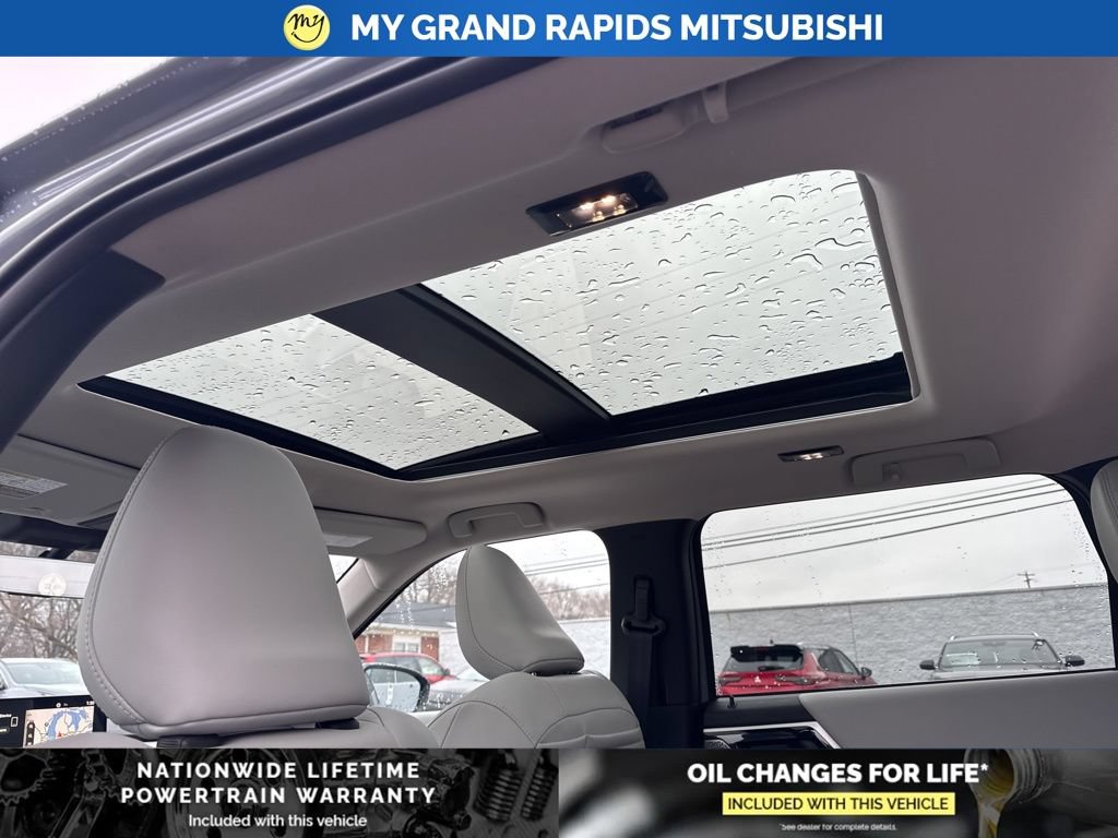New 2026 Mitsubishi Outlander SE AWD/4WD image 13