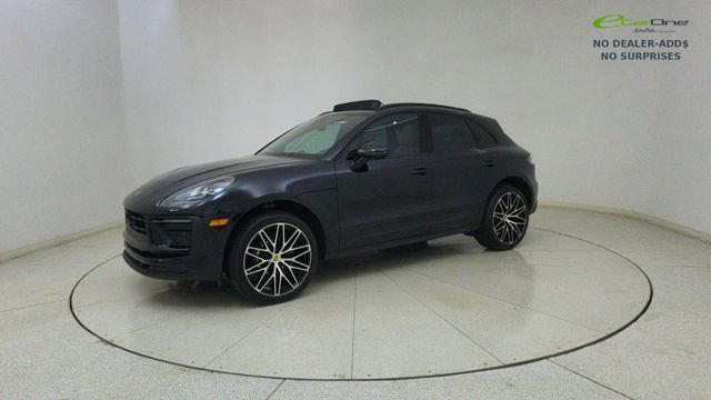 Used 2024 Porsche Macan AWD/4WD image 65