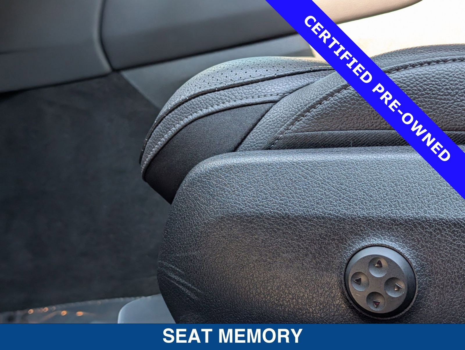 Used 2025 Mercedes-Benz GLC 300 image 33