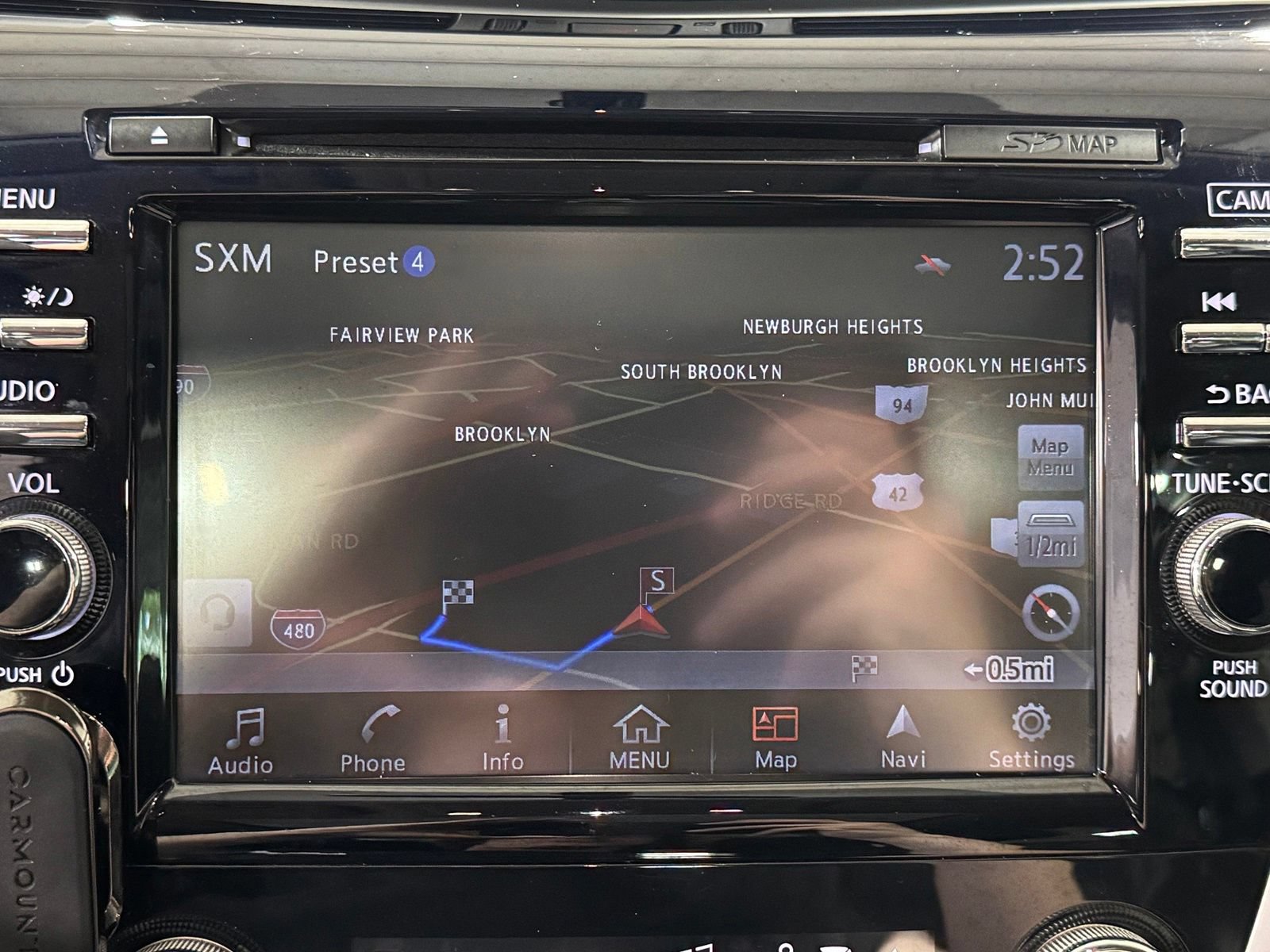 Used 2017 Nissan Murano Platinum w/ Platinum Technology Package FWD image 29