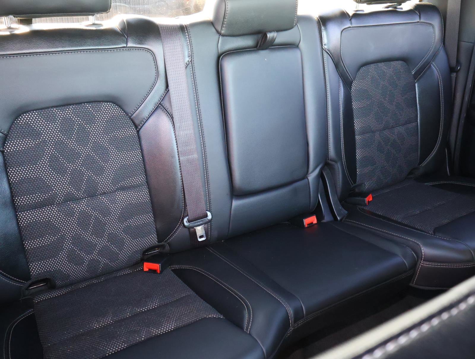 Used 2020 RAM 1500 Rebel image 20