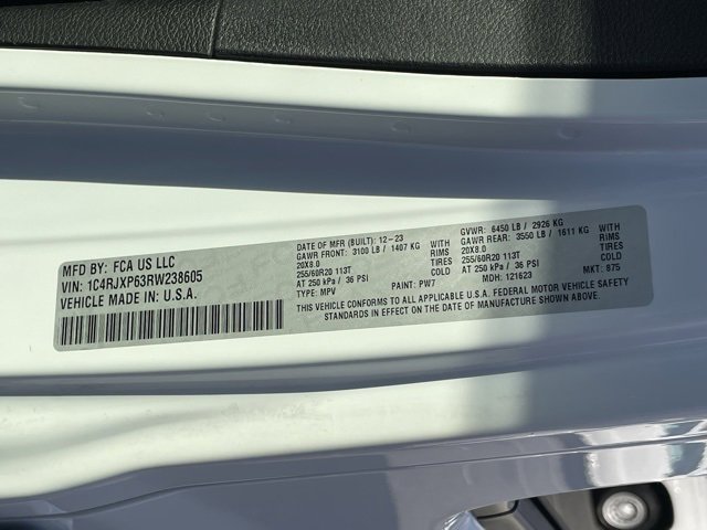 Used 2024 Jeep Wrangler Unlimited Sahara image 26