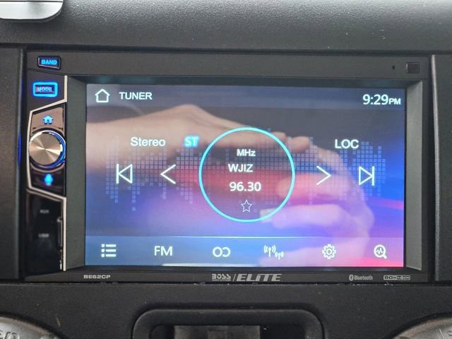 Used 2018 Jeep Wrangler Unlimited Sport w/ Connectivity Group image 20