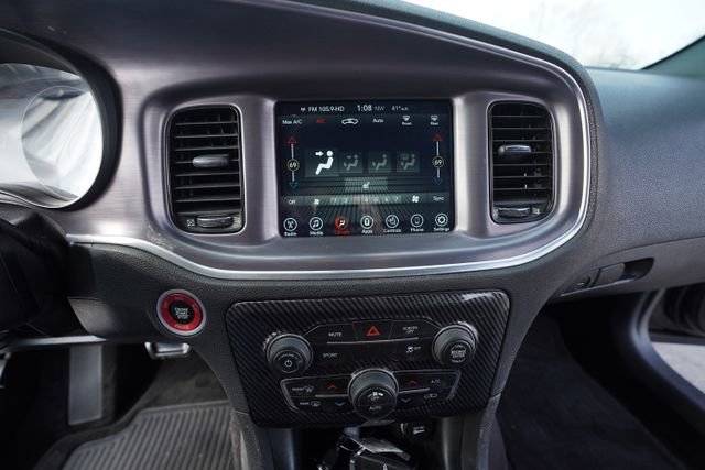 Used 2017 Dodge Charger SXT w/ Rallye Group image 28