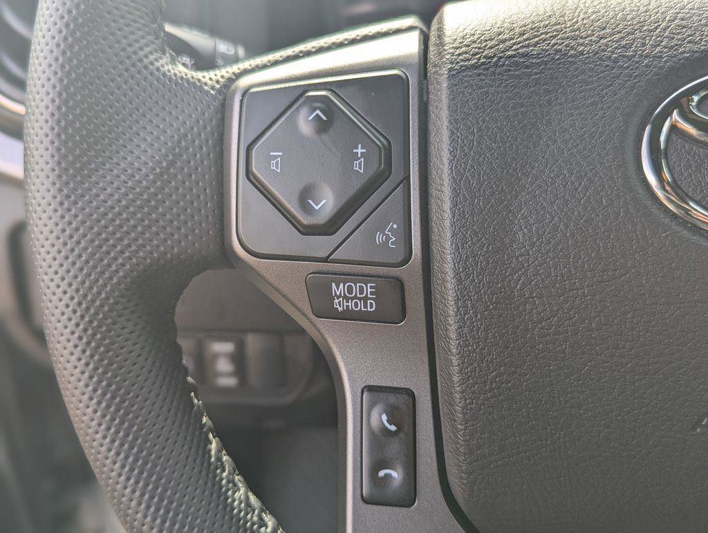 Used 2023 Toyota Tacoma TRD Off-Road w/ TRD Premium Off Road Package image 19