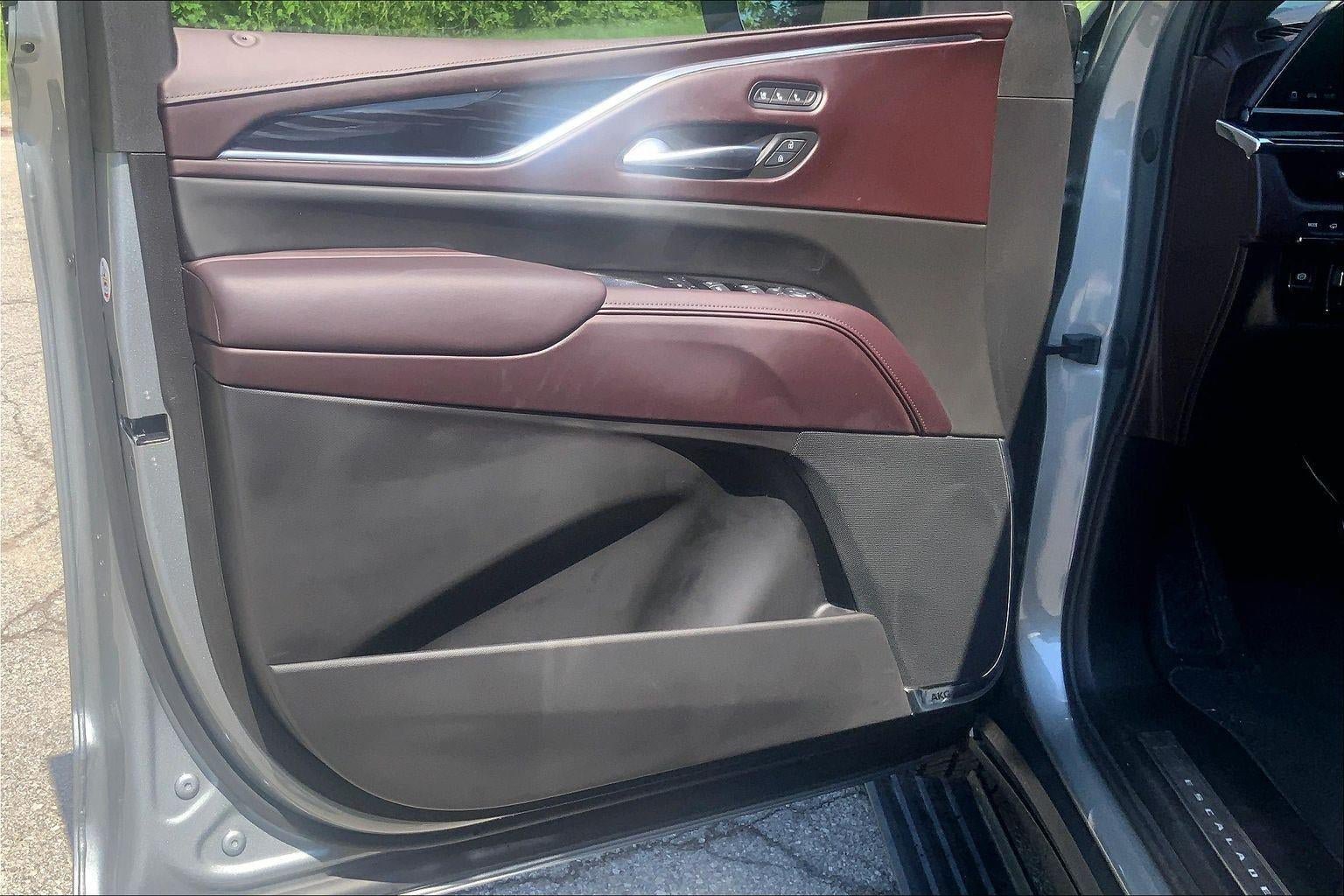 Certified 2024 Cadillac Escalade V AWD/4WD image 26