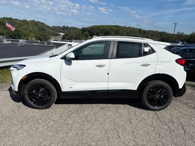 New 2026 Buick Encore GX Sport Touring w/ Comfort Package AWD/4WD image 2
