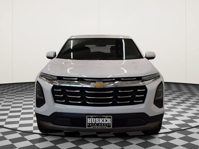 Used 2025 Chevrolet Equinox LT AWD/4WD image 3