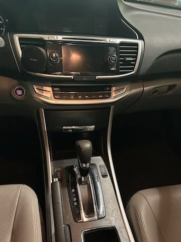 Used 2013 Honda Accord EX-L image 2