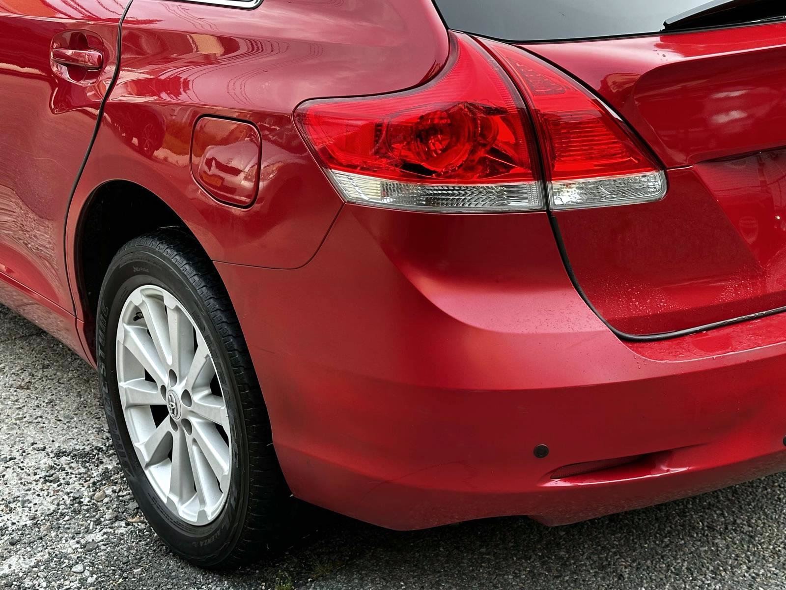 Used 2010 Toyota Venza FWD image 9