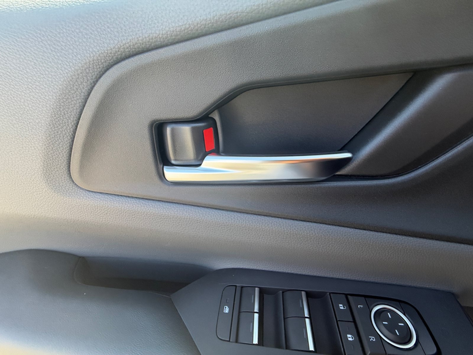 New 2027 Toyota Prius XLE FWD image 17