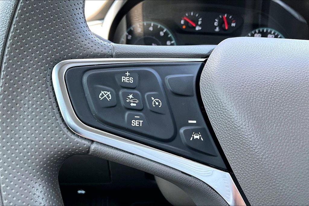 Used 2025 Chevrolet Malibu LT FWD image 16