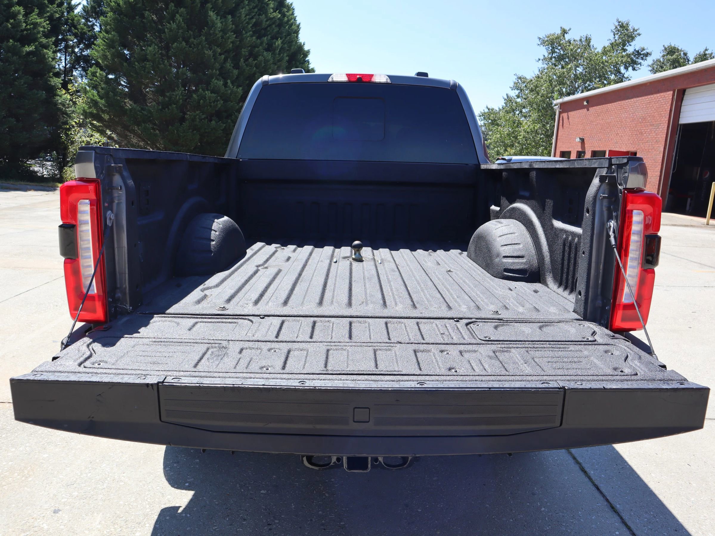 Used 2024 Ford F250 Lariat w/ Lariat Ultimate Package image 5