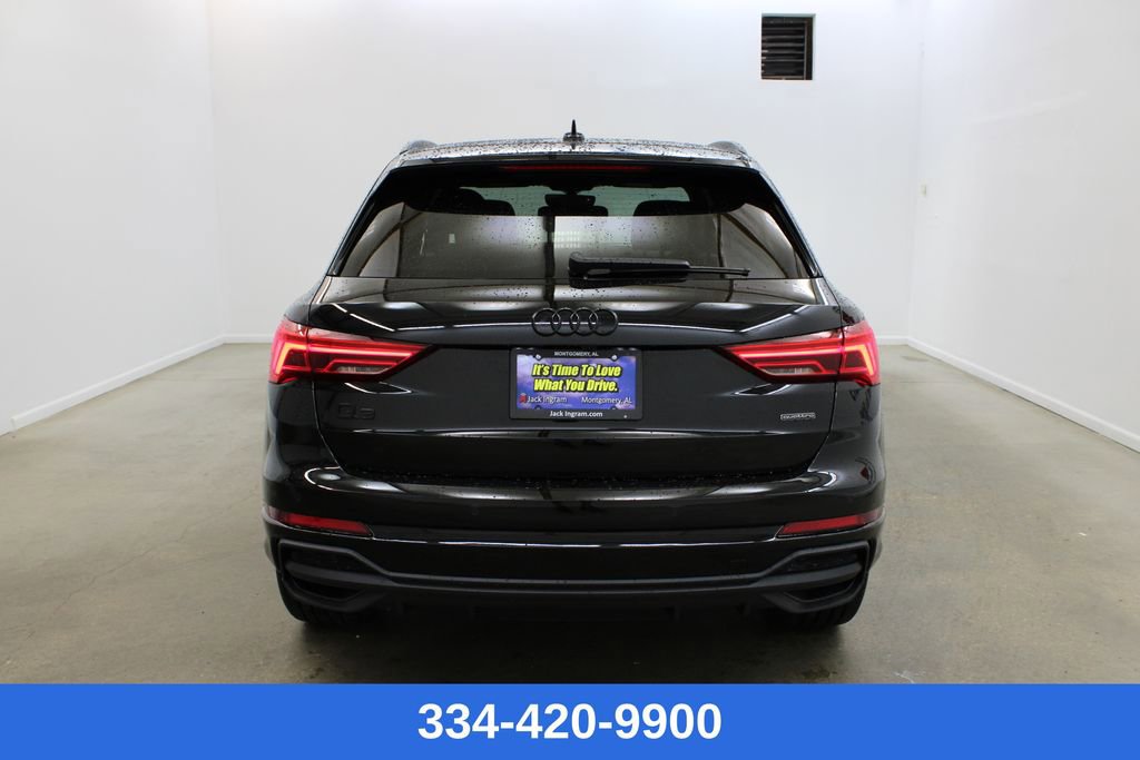New 2025 Audi Q3 2.0T Premium image 4