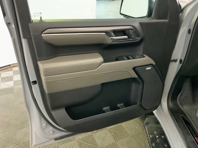 Used 2024 Chevrolet Silverado 1500 ZR2 w/ Technology Package AWD/4WD image 24