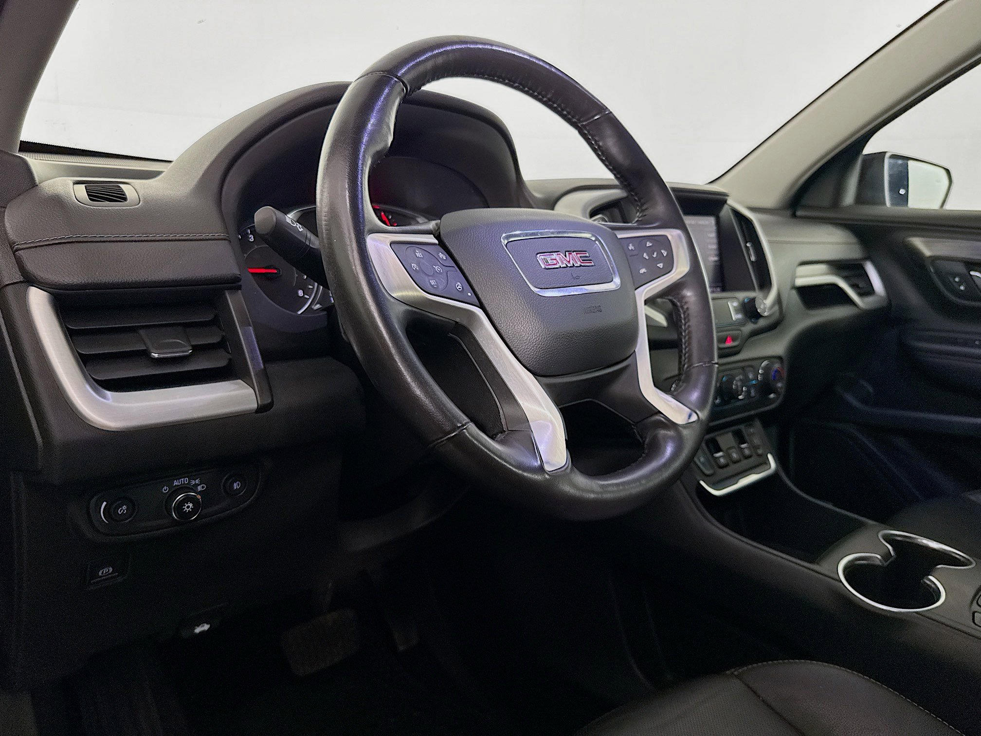 Used 2020 GMC Terrain SLT w/ Preferred Package image 22