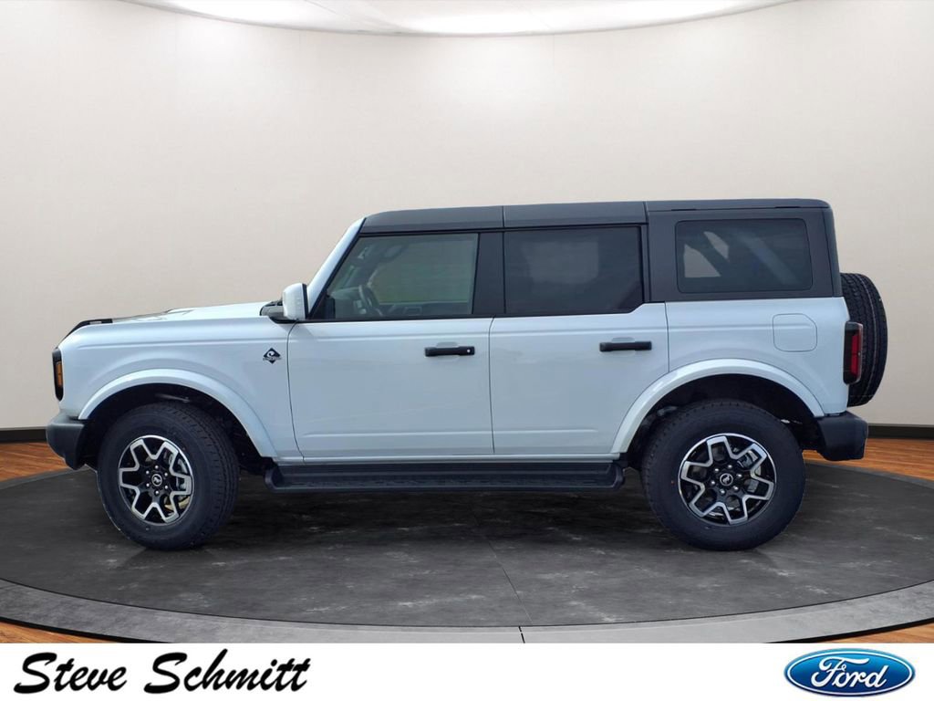 New 2026 Ford Bronco Outer Banks AWD/4WD image 2
