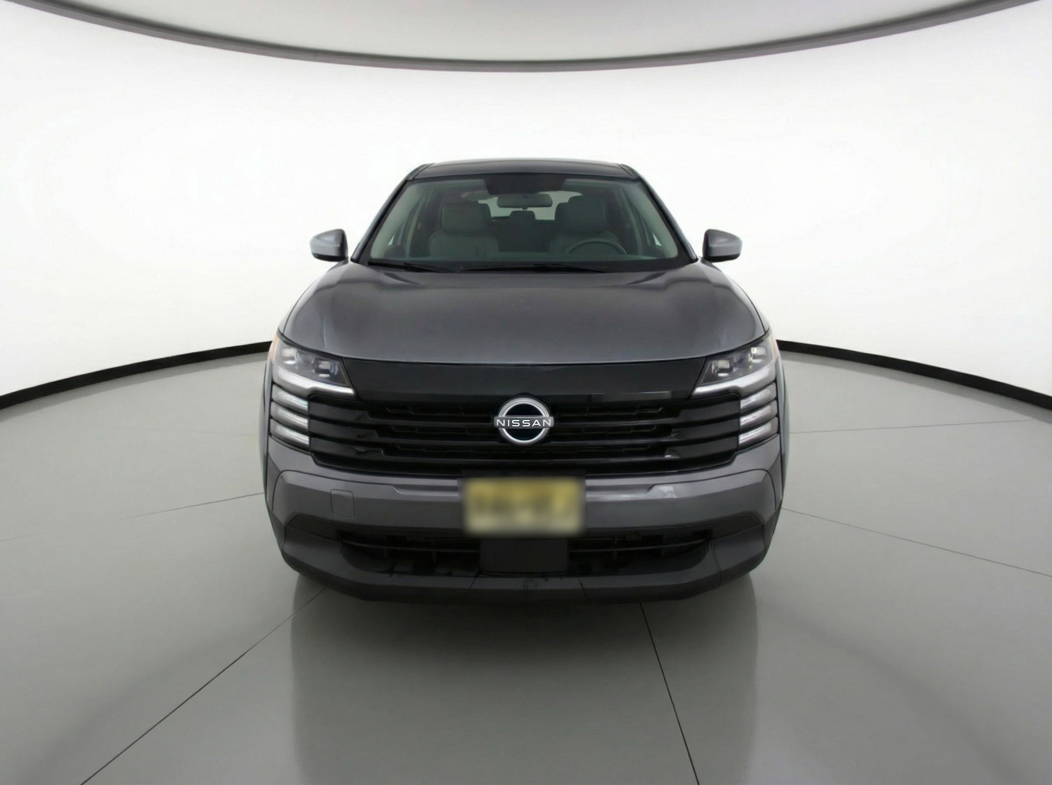 Used 2025 Nissan Kicks SV image 2