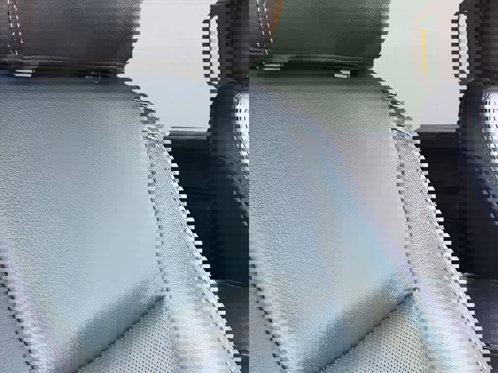 Used 2019 Ford F250 Lariat w/ Chrome Package image 30