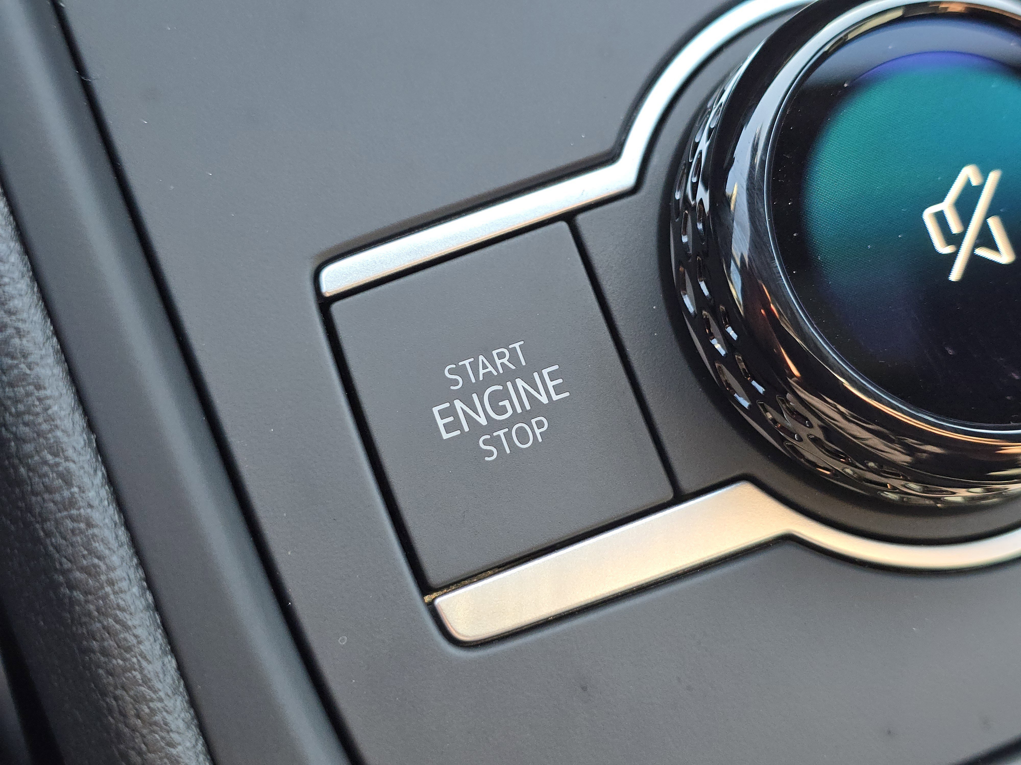 New 2026 Volkswagen Tiguan SE R-Line image 23