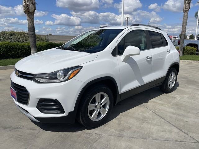 Used 2020 Chevrolet Trax LT w/ LT Convenience Package FWD image 1