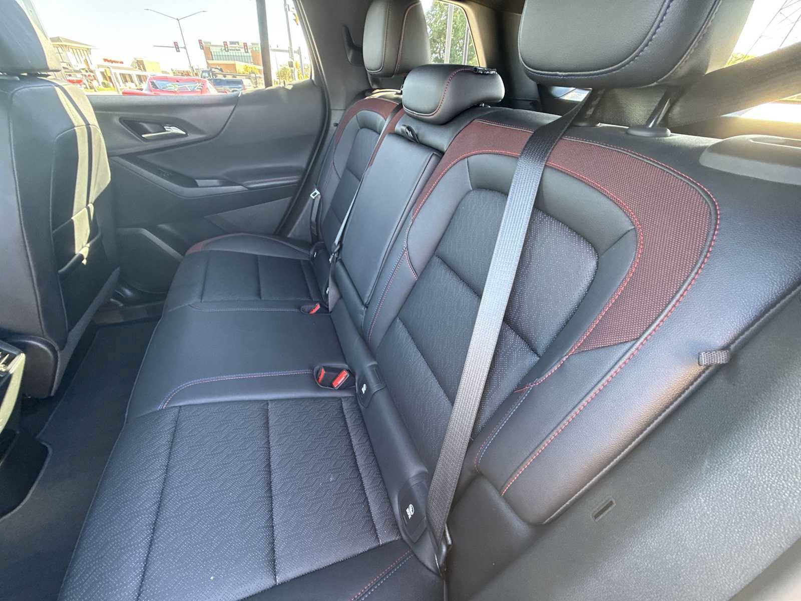Certified 2025 Chevrolet Equinox RS AWD/4WD image 23
