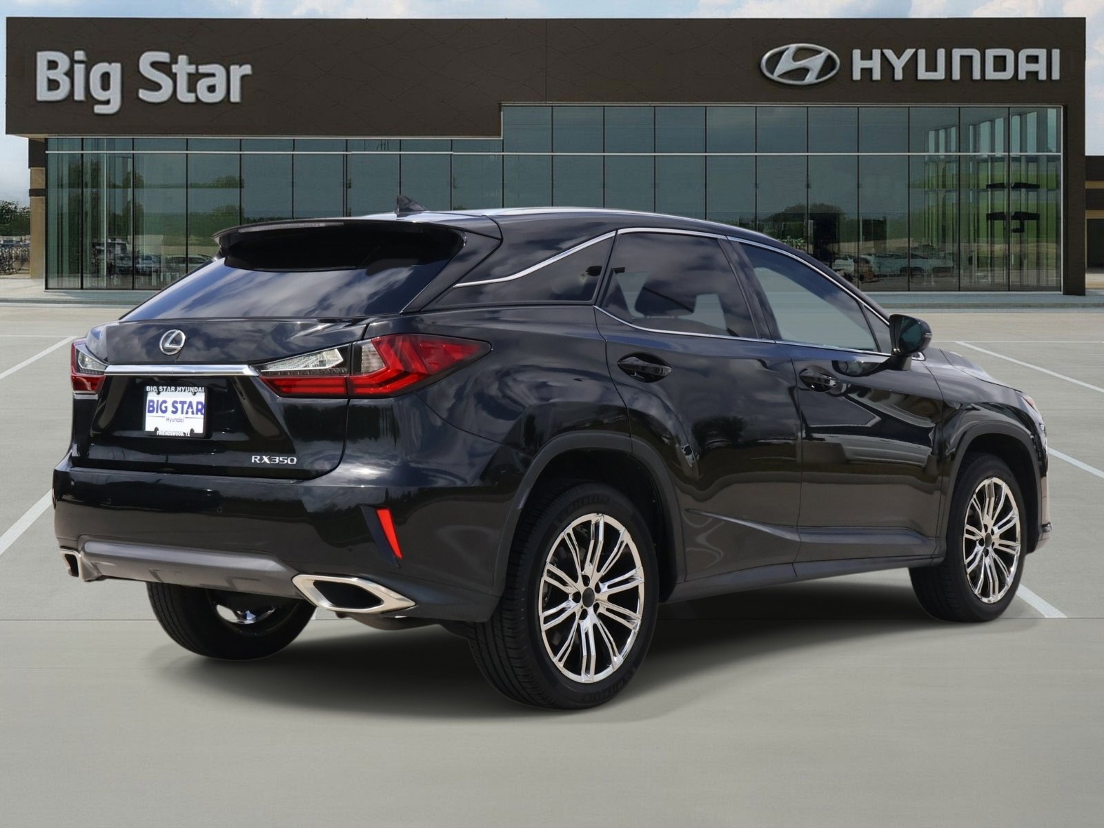 Used 2018 Lexus RX 350 FWD w/ Premium Package image 4