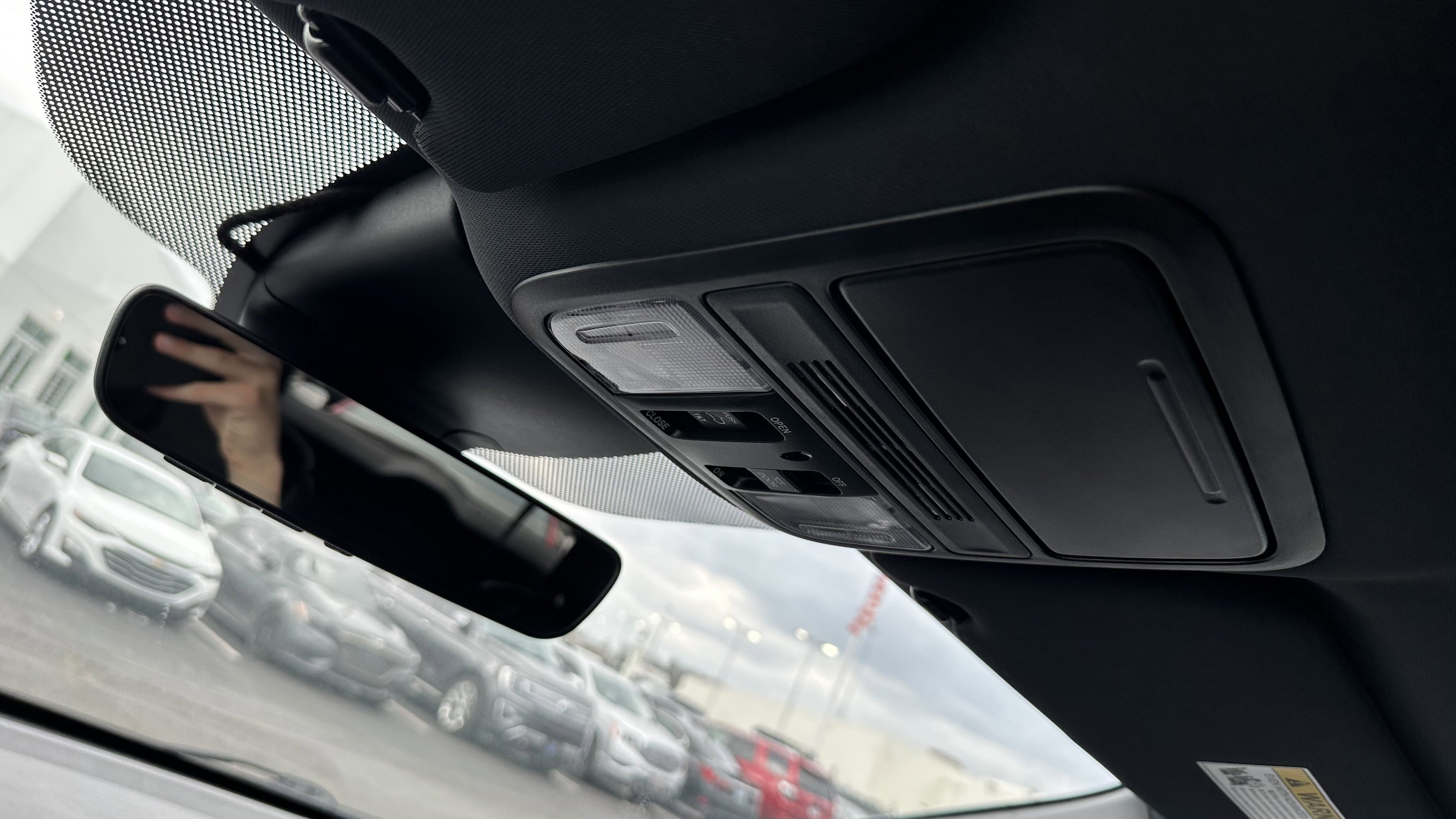 Used 2024 Honda Odyssey Sport image 27