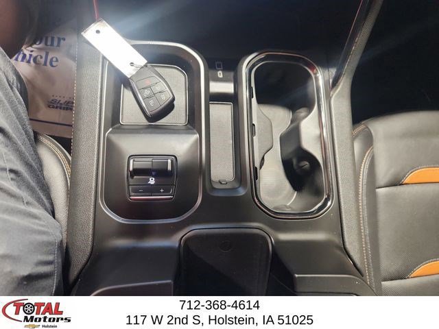 Used 2024 GMC Sierra 2500 AT4 w/ AT4 Premium Plus Package image 17