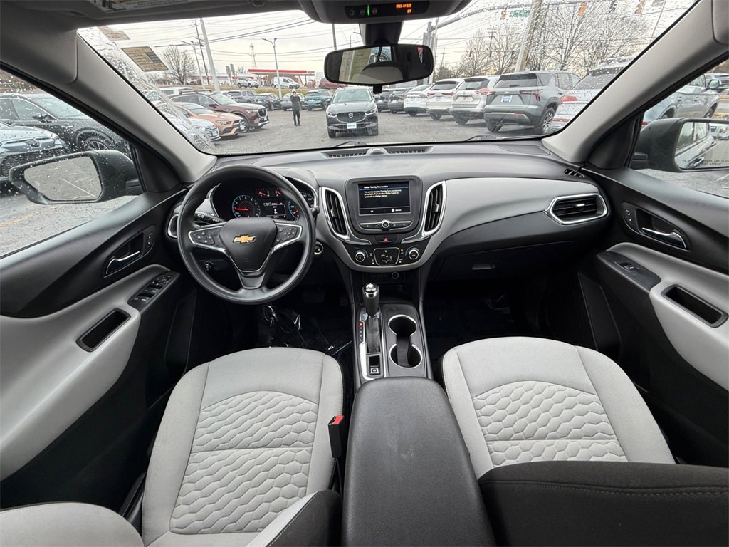 Used 2019 Chevrolet Equinox LS image 18