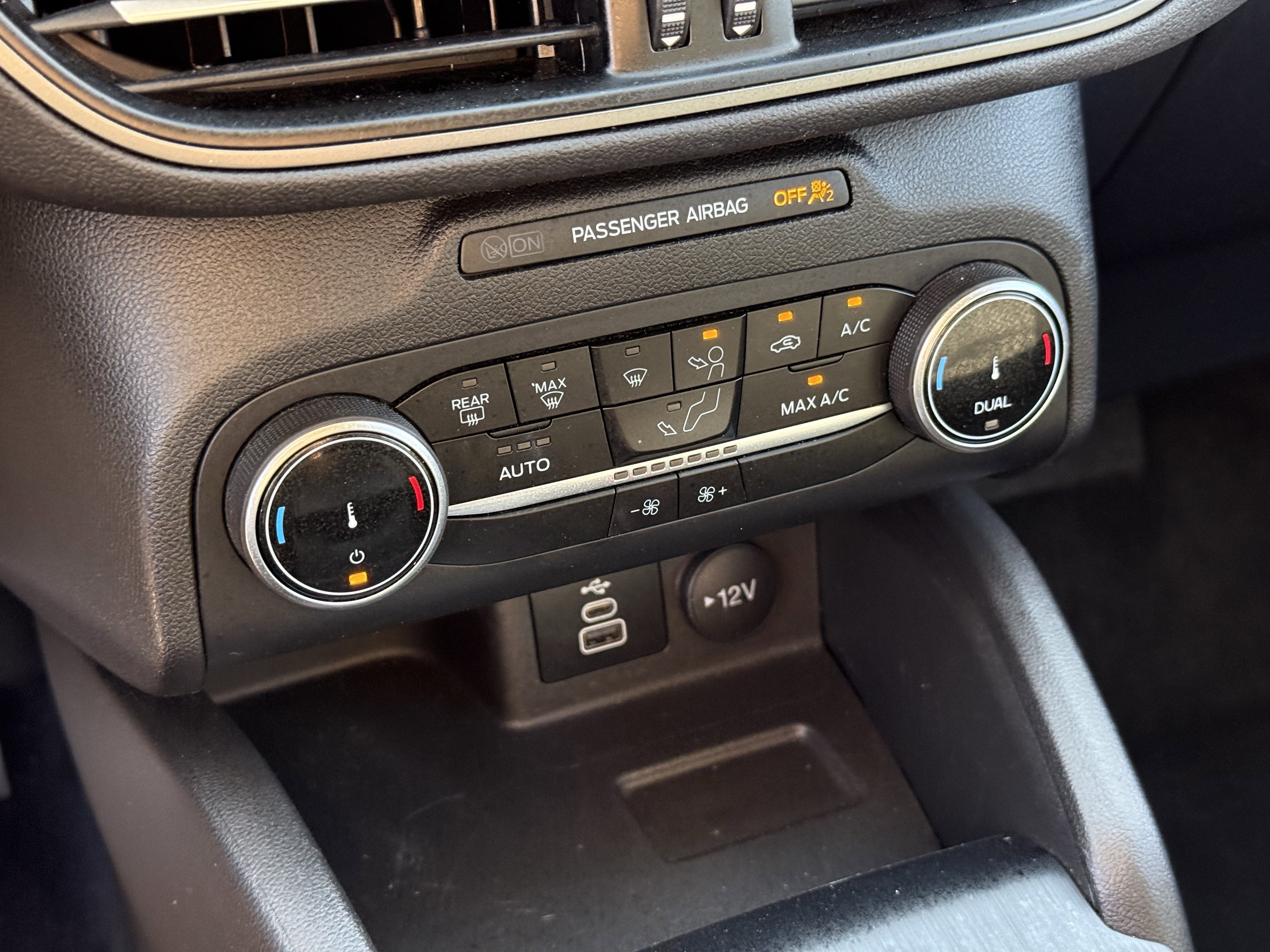 Used 2025 Ford Escape Active image 23