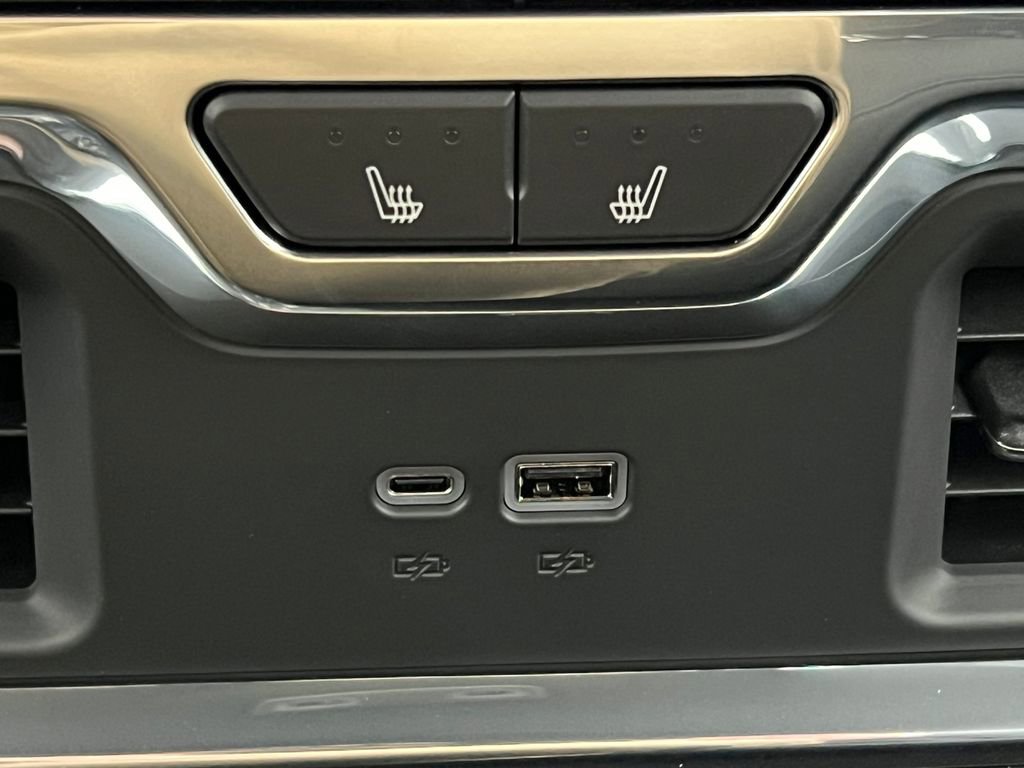 New 2026 GMC Sierra 1500 Denali w/ Denali Reserve Package image 39