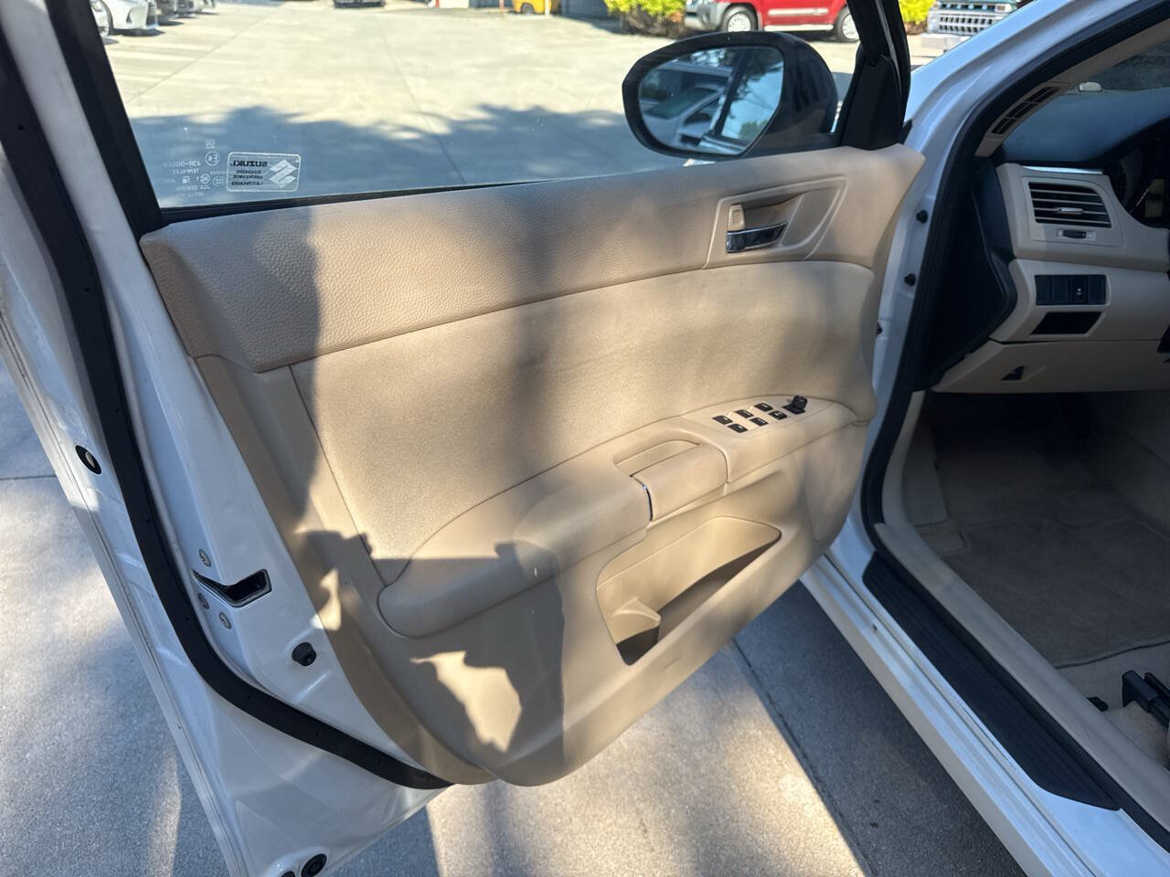 Used 2012 Suzuki Kizashi SE FWD image 12