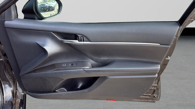 Used 2024 Toyota Camry SE FWD image 21