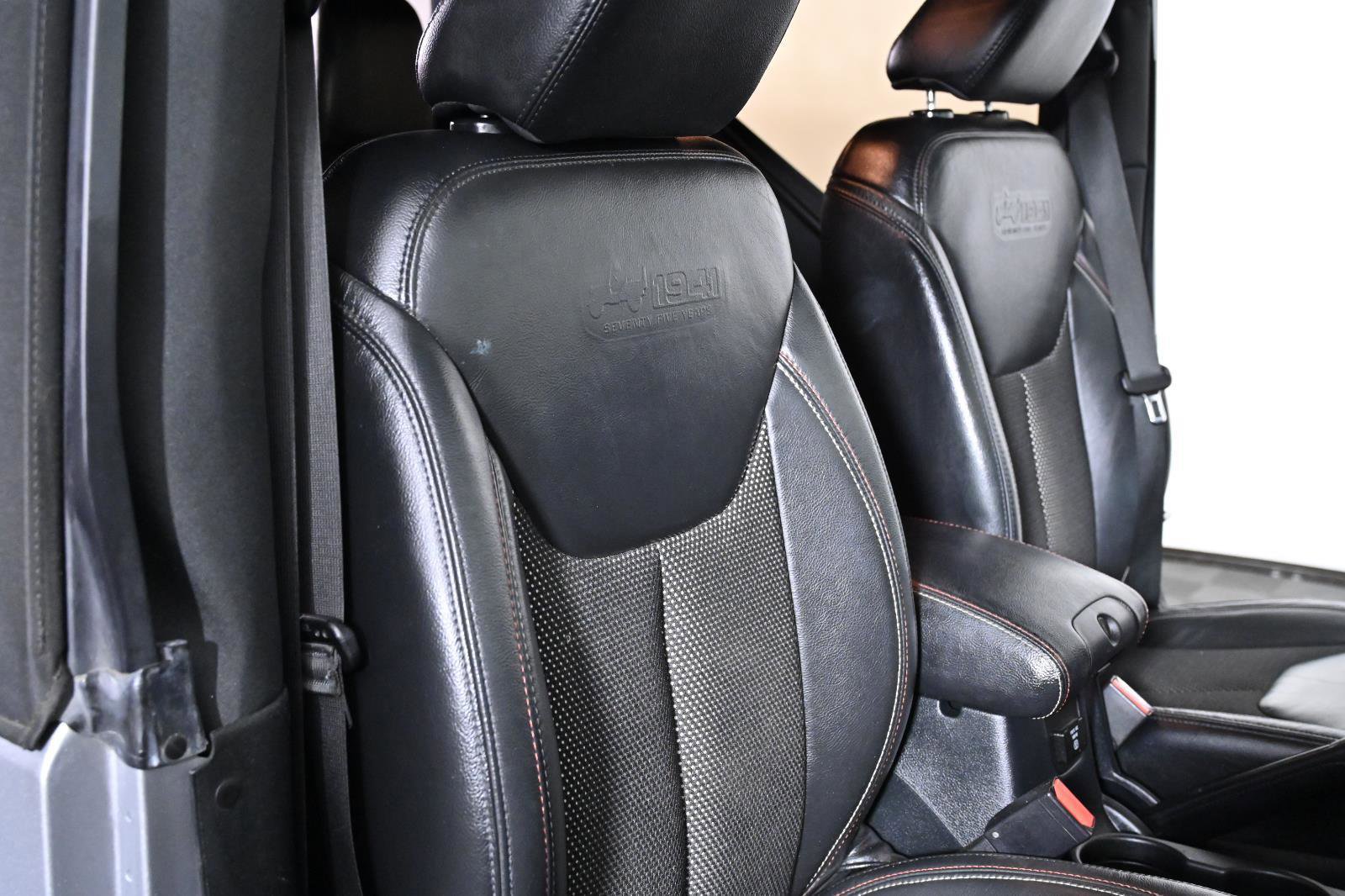 Used 2016 Jeep Wrangler Sahara image 21