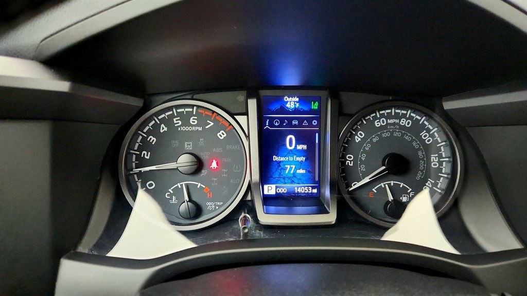 Used 2023 Toyota Tacoma TRD Off-Road w/ TRD Premium Off Road Package AWD/4WD image 15