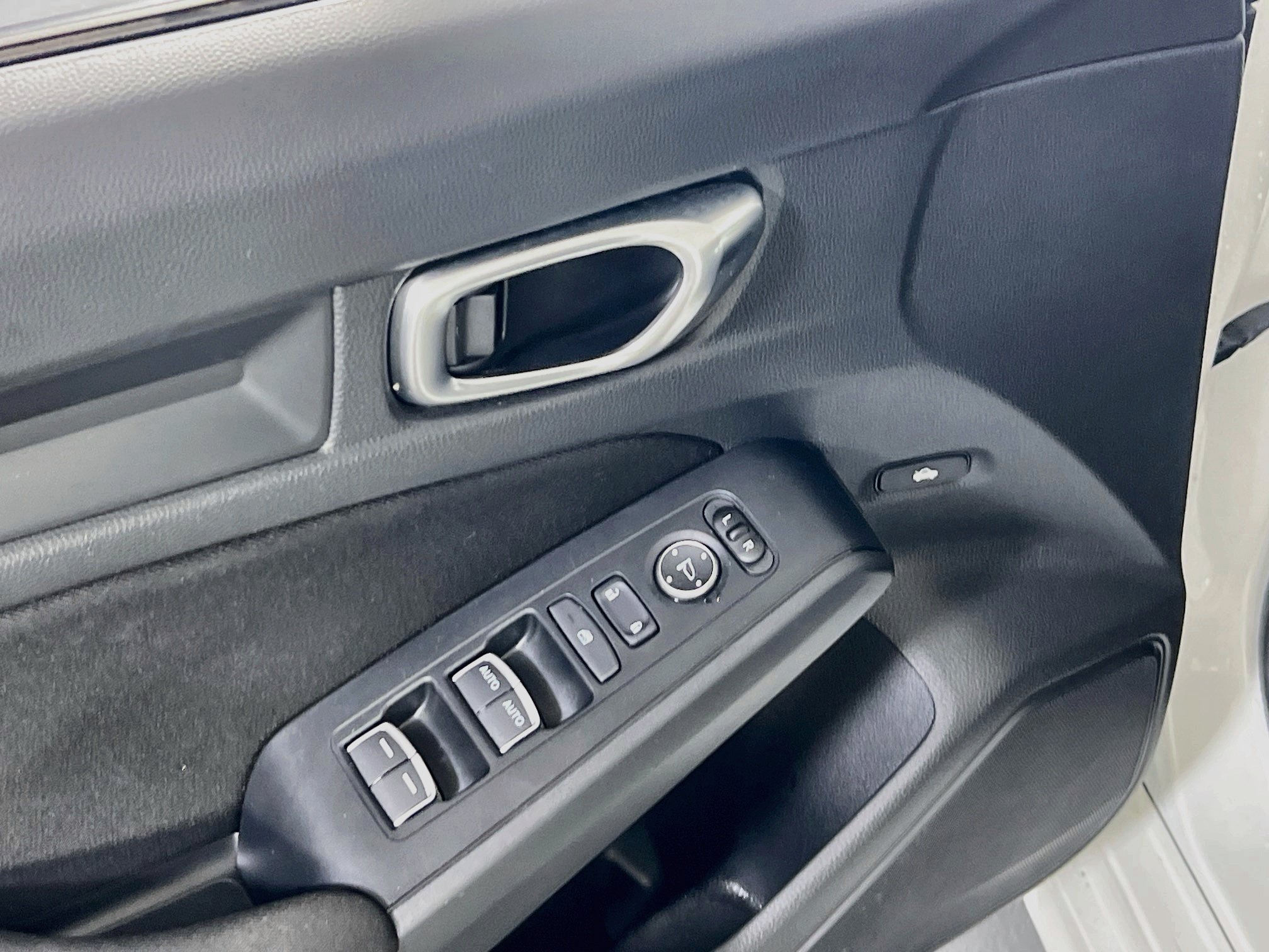 Used 2023 Honda Civic Sport image 17