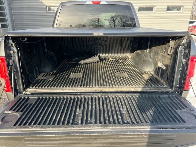 Used 2015 Ford F150 XLT image 21