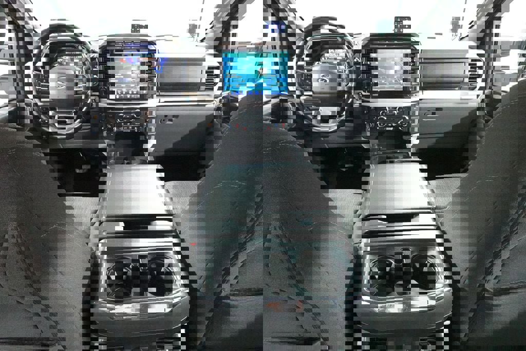 Used 2021 Ford F150 XLT w/ Equipment Group 302A High image 11