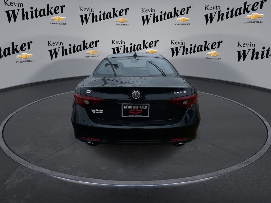 Used 2020 Alfa Romeo Giulia Ti w/ Quick Order Package 22X Lusso AWD/4WD image 7