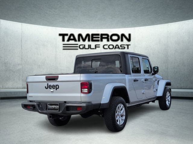 Used 2023 Jeep Gladiator Sport AWD/4WD image 6