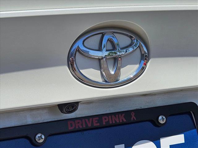 Used 2021 Toyota C-HR LE FWD image 30