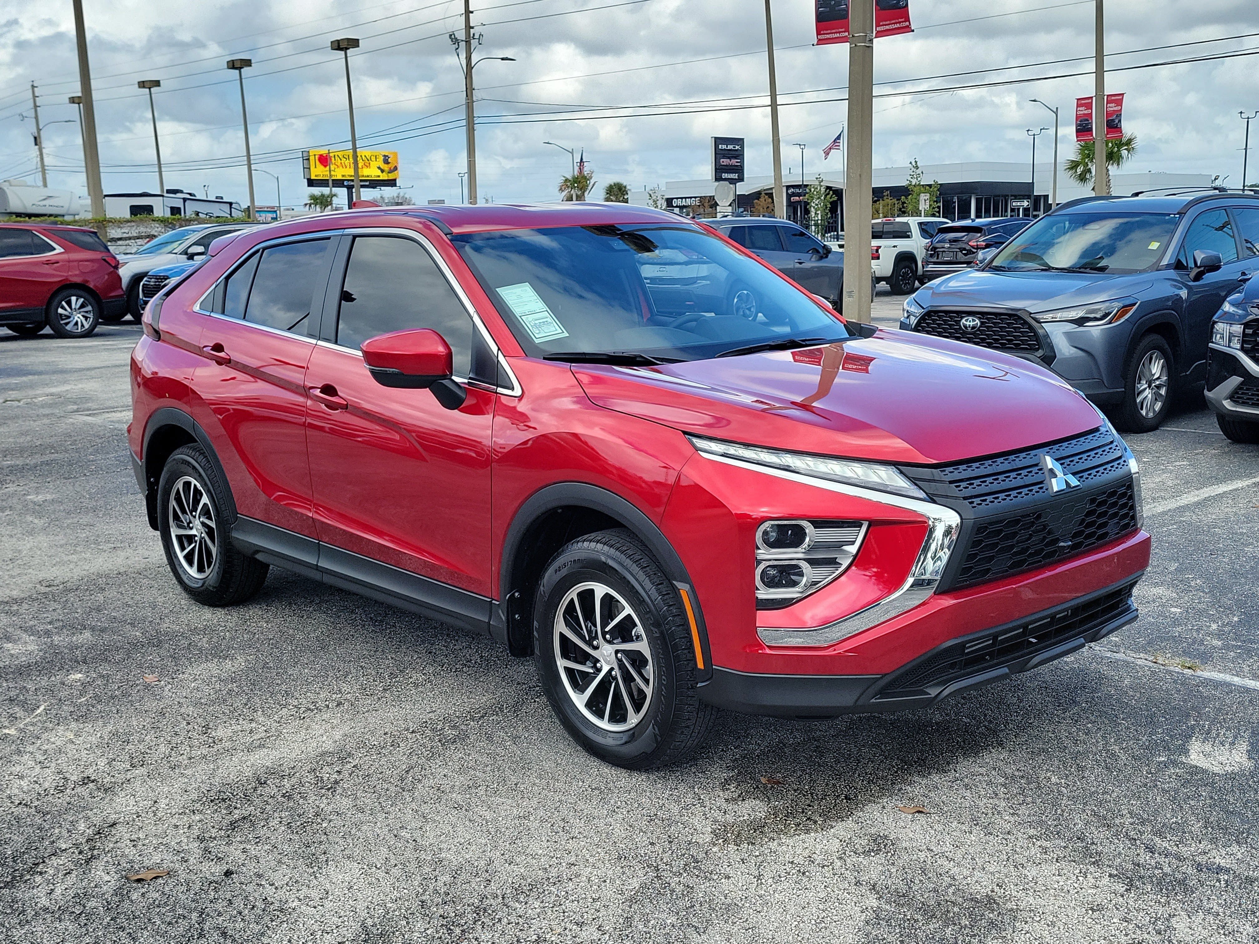 Used 2025 Mitsubishi Eclipse Cross ES AWD/4WD image 3