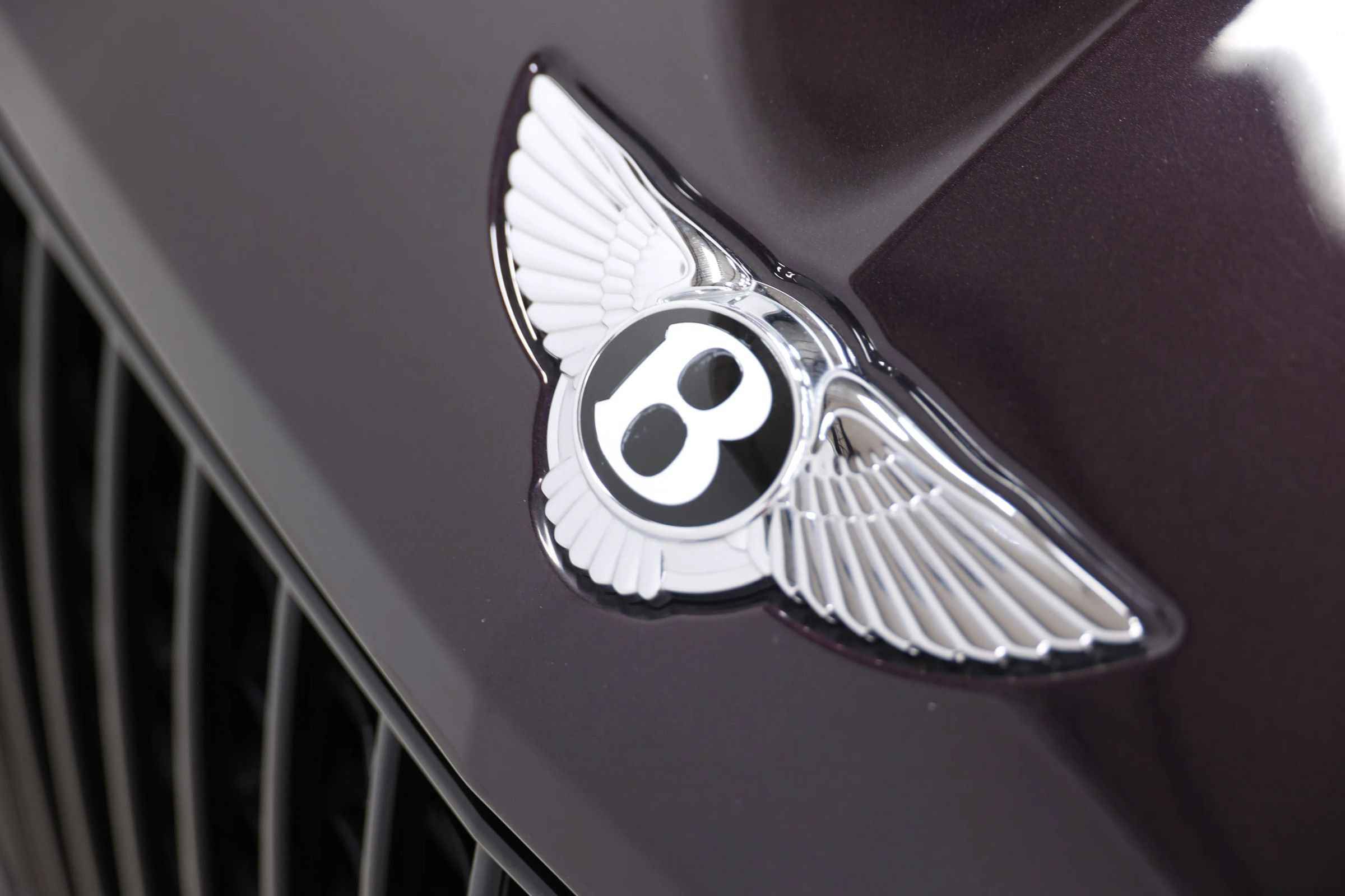 Used 2023 Bentley Bentayga Extended Wheelbase AWD/4WD image 7