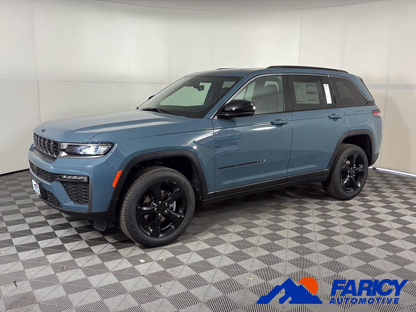 New 2026 Jeep Grand Cherokee Limited w/ Limited Altitude Package