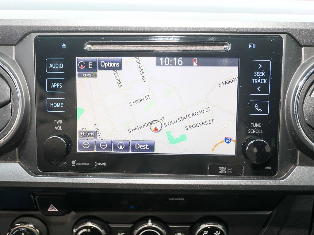 Used 2018 Toyota Tacoma TRD Off-Road image 17