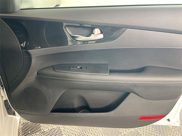 Used 2021 Kia Forte GT-Line w/ GT-Line Premium Package image 28