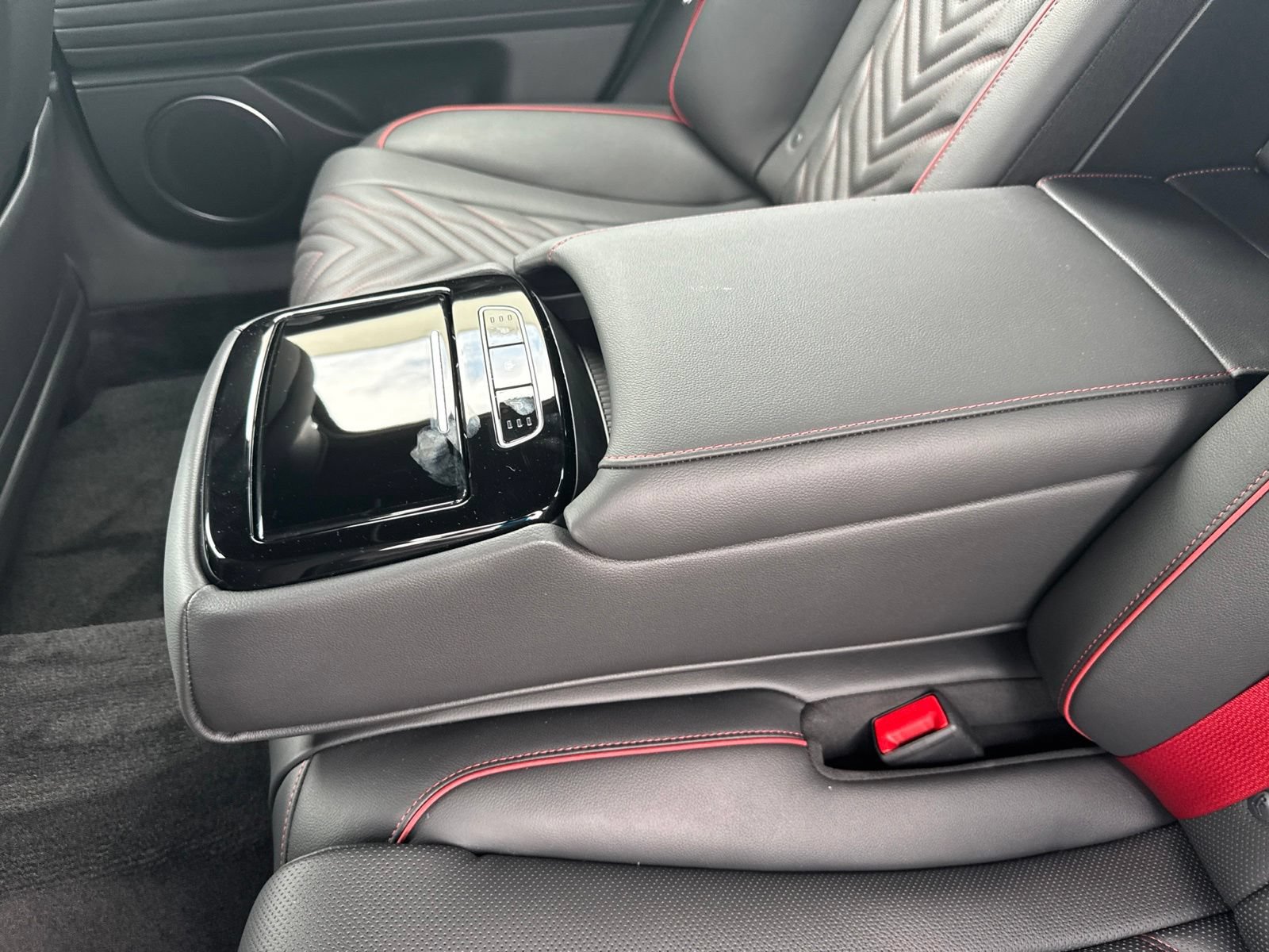 New 2025 Genesis G80 2.5T Sport Prestige AWD/4WD image 12