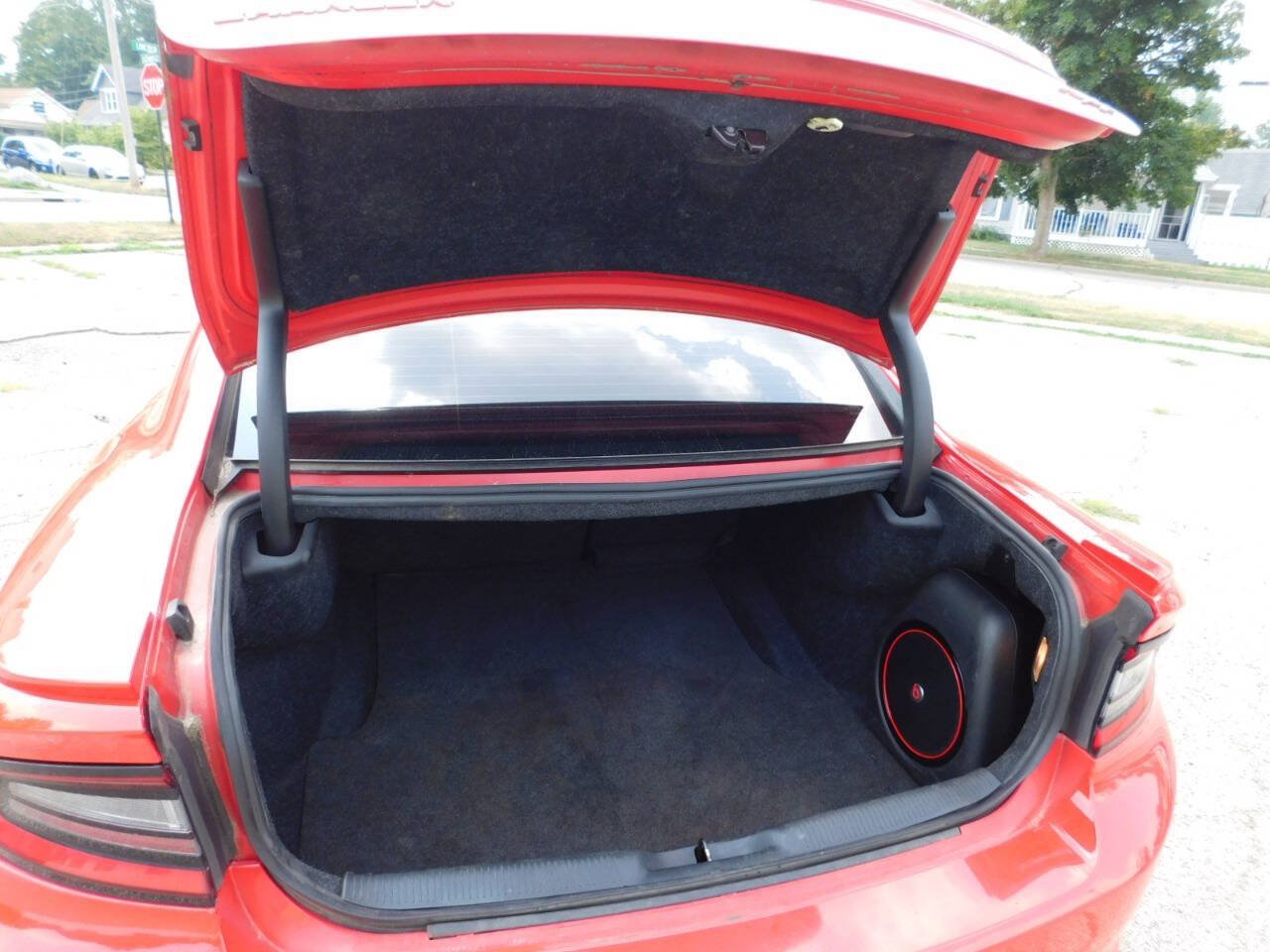 Used 2015 Dodge Charger R/T w/ Plus Group RWD image 16
